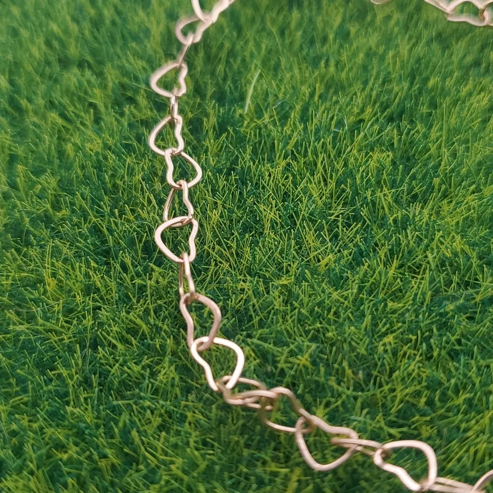 Elegant‎ Gold Tone Delicate Heart Bracelet B3419